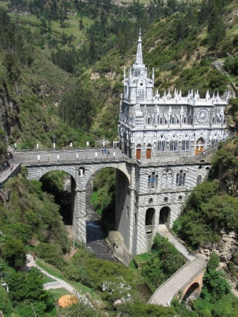 Notre Dame de Las Lajas